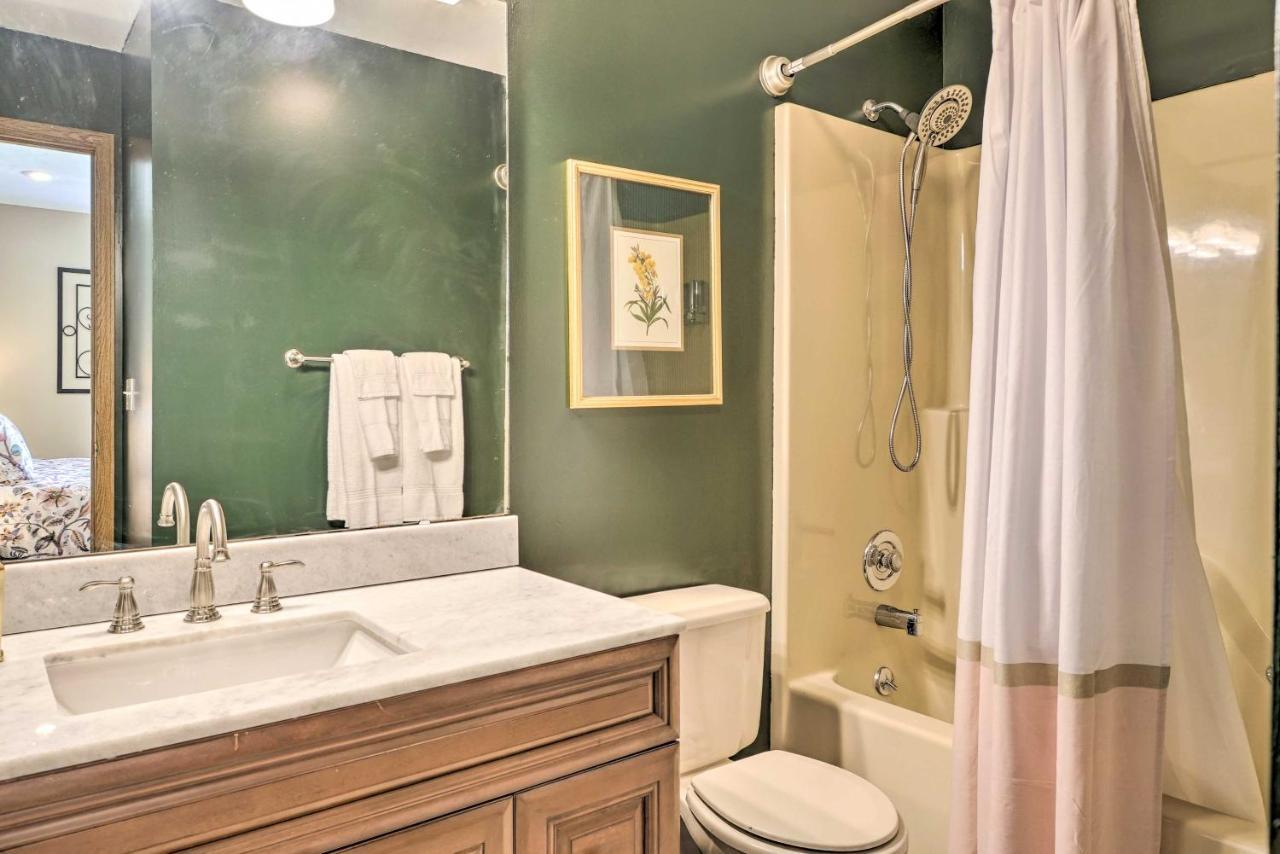 Pet-Friendly Branson Retreat With Pool And Golf Access Apartment Exterior photo